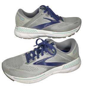 Brooks Adrenaline GTS 22 Supportive Running Shoe WIDE WIDTH